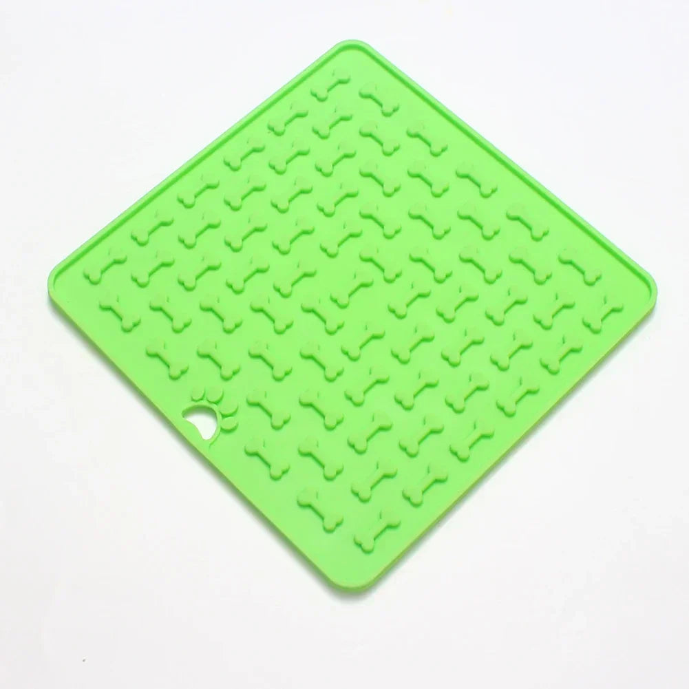 Pet Supplies Silicone Pet Licking Mat Cat Anti-choking with Slow Food Bowl Puppy Bath Distracted Licking Plate Cutlery Dog Bowl